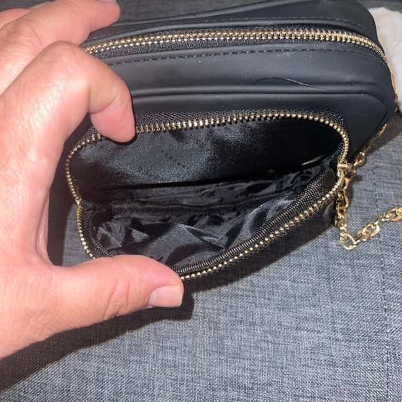 New Versace Prefume crossbody - Picture 3 of 12